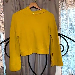 Sweater Hoodie w/split sleeve details